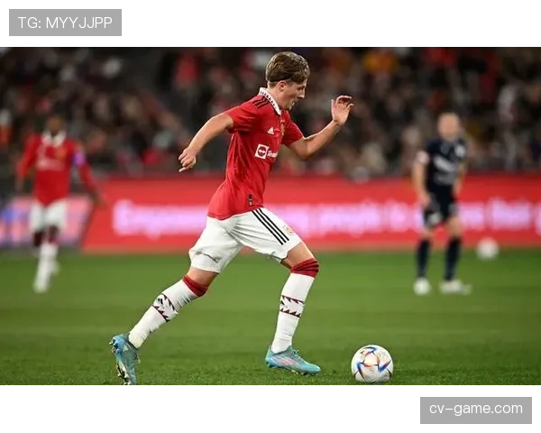 萨维奇比赛影响力持续提升，防守表现稳健备受关注