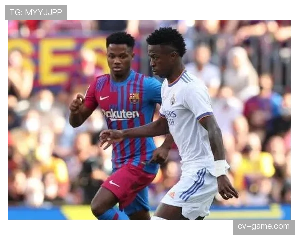 维尼修斯vs模板罗比尼奥 早期技术风格与发展路径差异分析